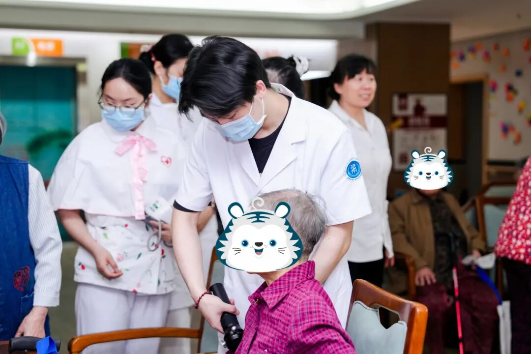 106558cbaa4d4a4280316e9f1831ad29.png